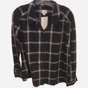Isabel black and white plaid large button up shirt